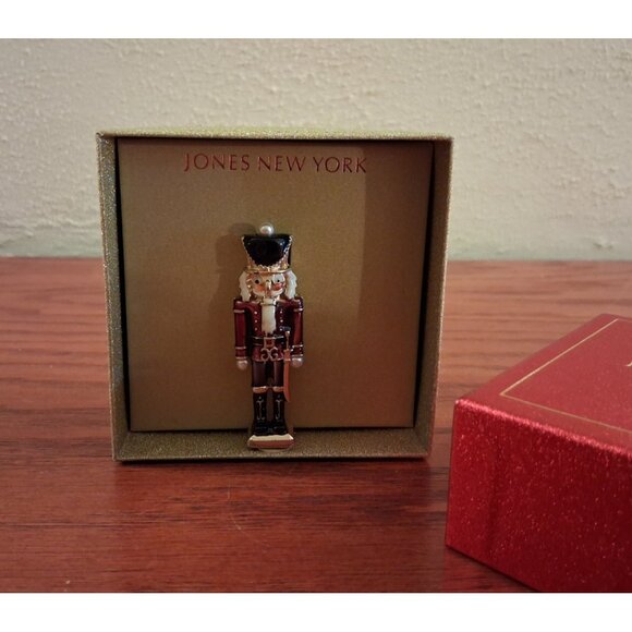 Christmas Nutcracker Brooch Pin Vintage Red  Enamel Faux Pearl Jones New York - Picture 1 of 4